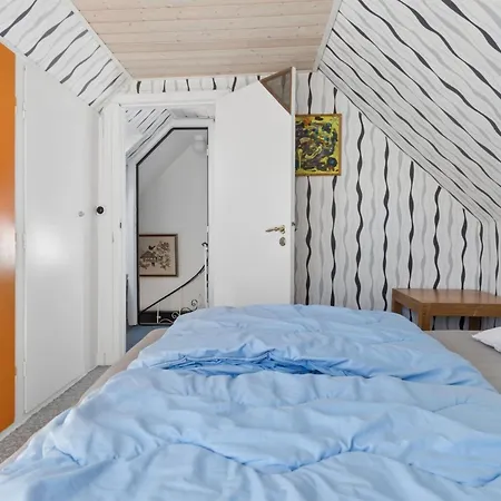Cedomir - 400m From The Sea By Interhome Semesterbostad